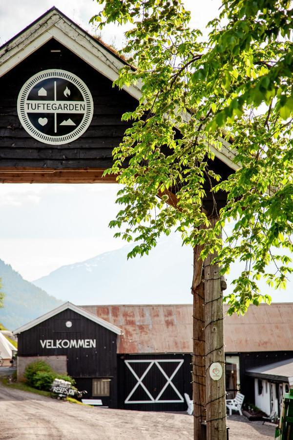 Tuftegarden Hotel Viksdalen ภายนอก รูปภาพ