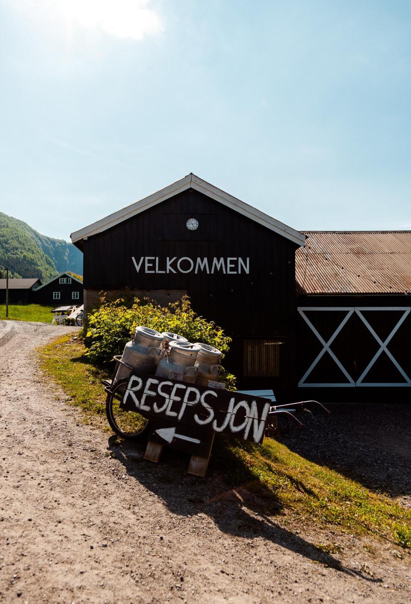 Tuftegarden Hotel Viksdalen ภายนอก รูปภาพ