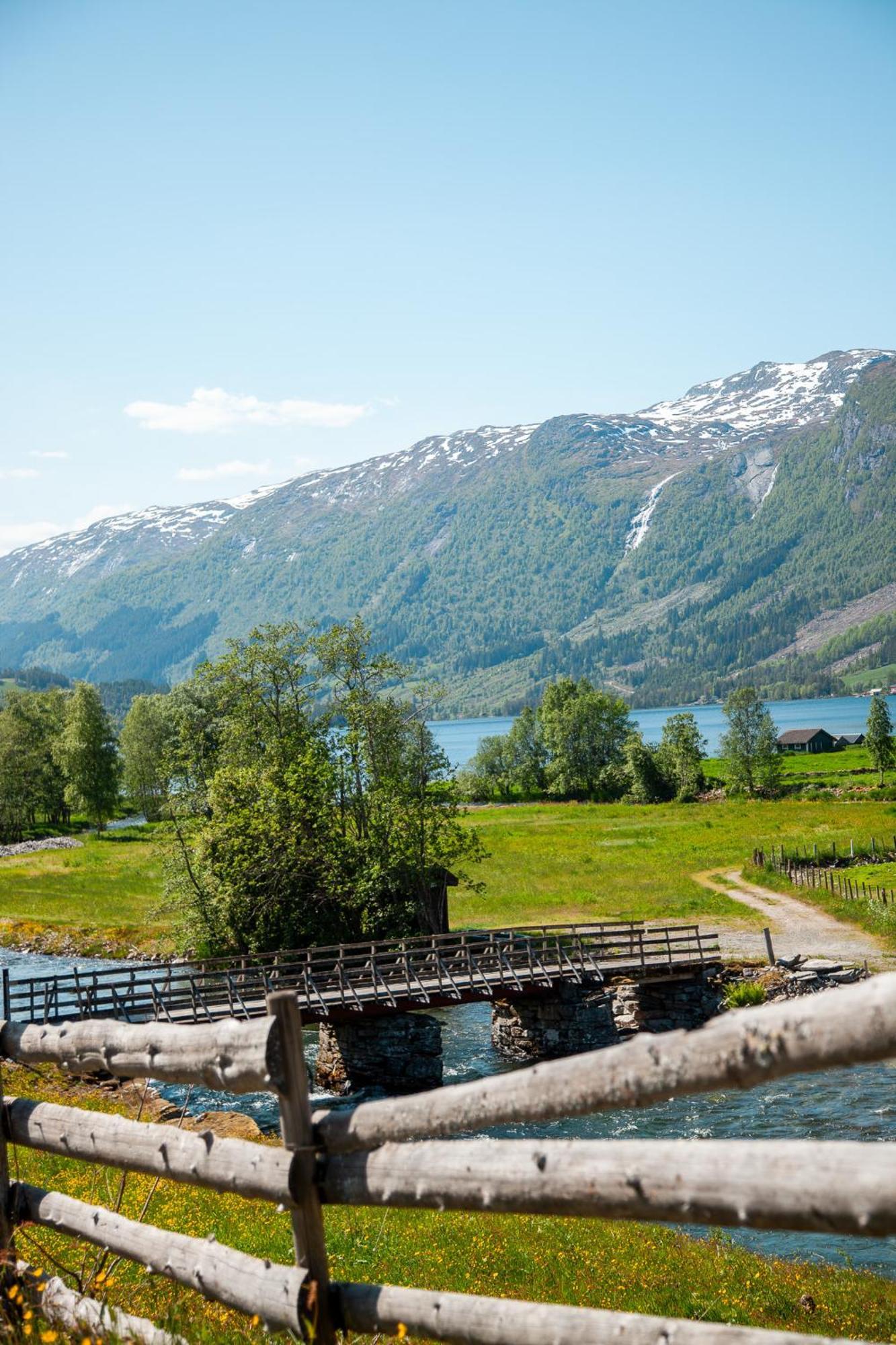 Tuftegarden Hotel Viksdalen ภายนอก รูปภาพ
